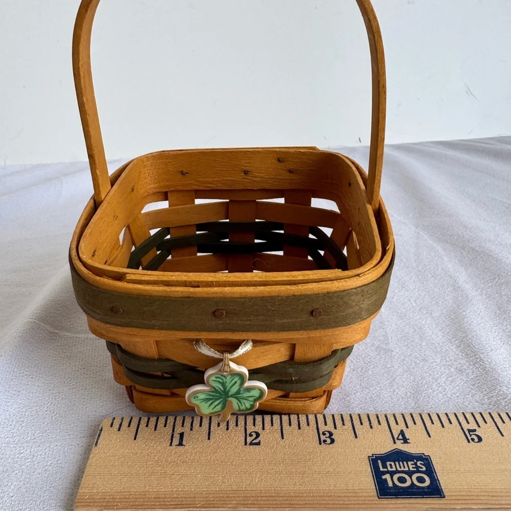 Longaberger Lots of Luck‎ basket limited edition St. Patrick's Day 1999 shamrock